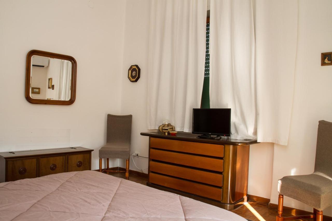 Bed and Breakfast Easy House Неаполь Экстерьер фото